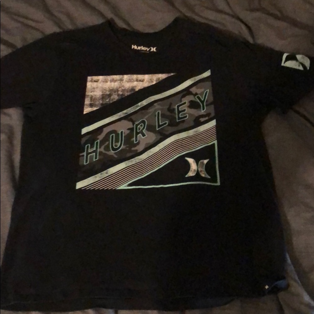 Hurley tshirt